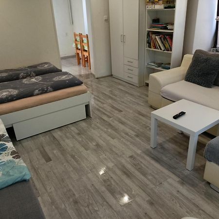 Villa Rekreacni Dum U Elisky A Barusky Krakovany Esterno foto