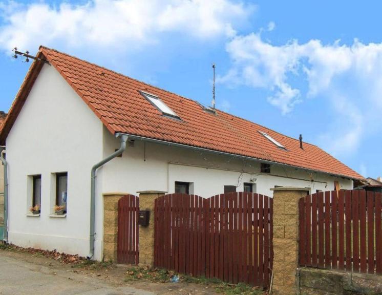 Villa Rekreacni Dum U Elisky A Barusky Krakovany Esterno foto